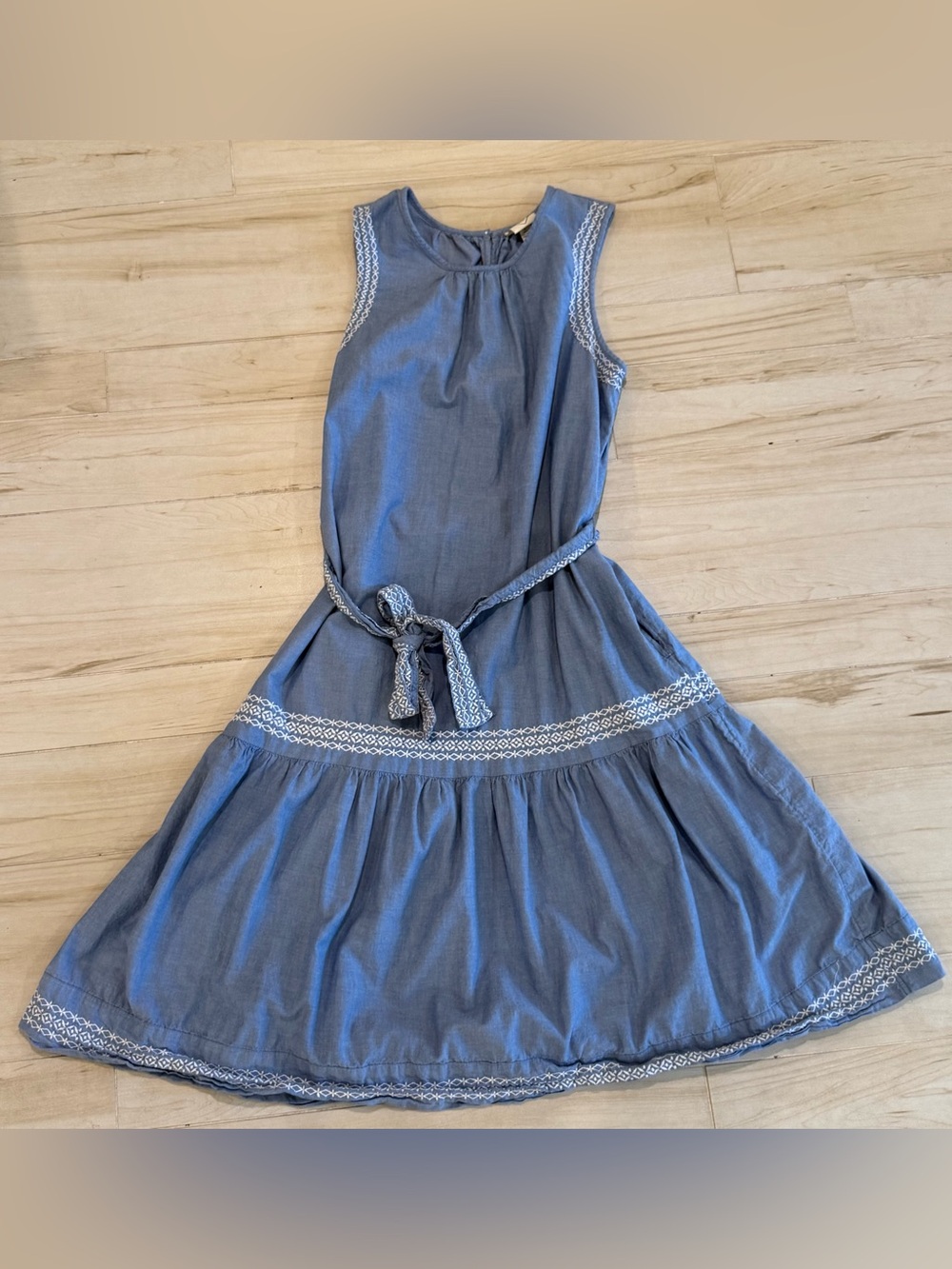 St. John's Bay Blue Sleeveless Chambray Dress with Tie Belt